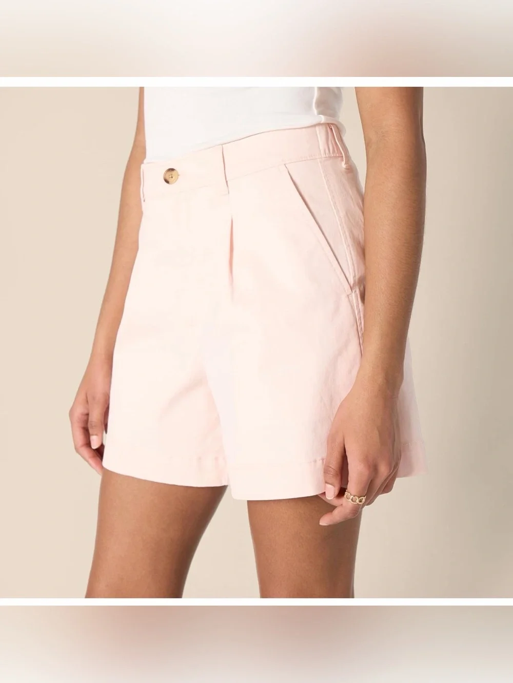 Amazon Essentials High Rise Relaxed Fit A-Line Elastic Back Shorts - Picture 3 of 5